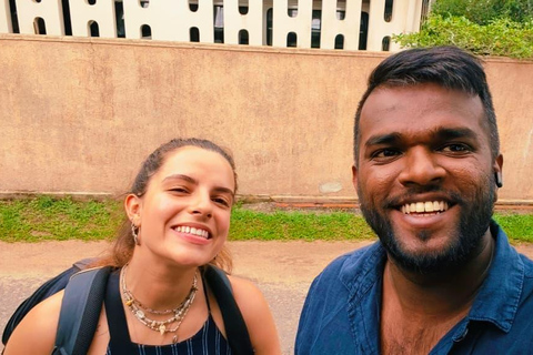 Galle: Colombo Airport Transfer with Ambalangoda Mask Museum