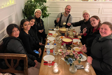 Interlaken: Sunset Sledding Adventure & Swiss Cheese Fondue Interlaken: Sunset Sledding & Fondue Dinner in Mürren