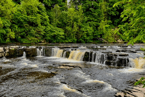 Recorrido en coche por el Parque Nacional de Yorkshire Dales con una APP
