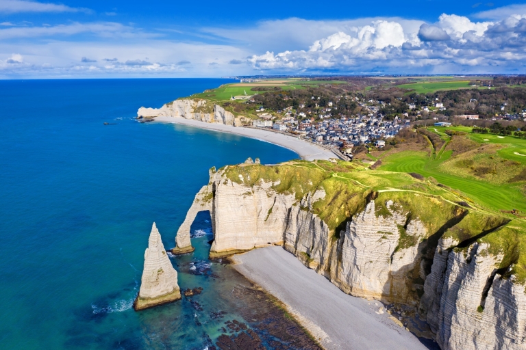D-Day Normandy Beaches Guided Trip by Car from Paris