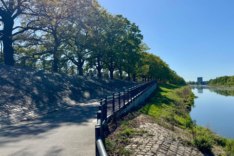 Wrocław: Discover the Green City - eBike Tour along nature Green City