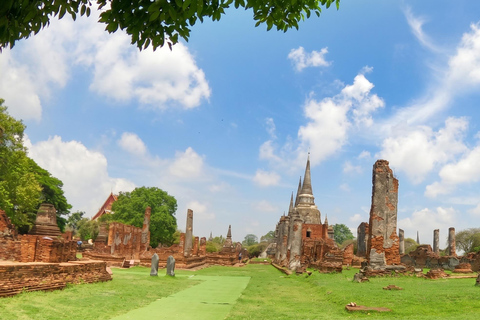 Maeklong, Damnoen Floating Market & Ayutthaya Private Tour Full day with Tour Guide