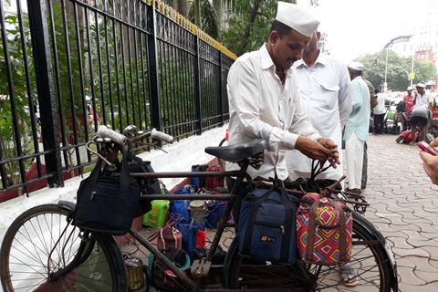 Ontmoet Dabbawala&#039;s Bezoek Dhobi Ghat en de sloppenwijk met een treinreis