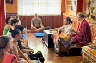 Von Kathmandu aus: Namobuddha Monastery Monk Interaction Tour
