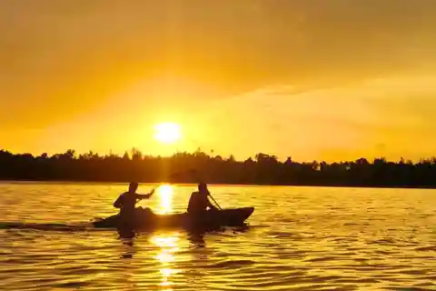 Krabi: Kayaking Sunset At Ao Thalane Tour with BBQ Dinner