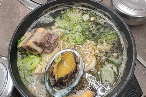 Seoul Nightlife & Food Tour: Eat and Drink Like a Local