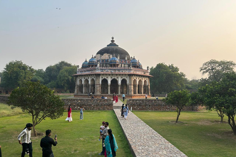 Delhi: 2-Day Private Delhi & Taj Mahal Tour by Luxury Car Delhi: 2-Day Delhi & Taj Mahal ,Car + Guide + Entrances Fee