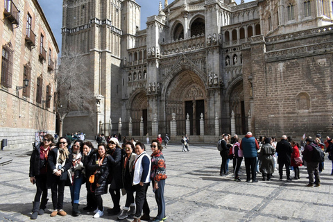 Madrid: Guided Tour to Toledo & Madrid Hop-On Hop-Off Bus Half-Day Toledo Tour & 24-Hour Madrid Hop-On Hop-Off Bus