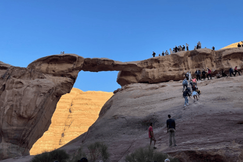 Wadi Rum: Bedouin Camp, Fire Dinner & Desert Experience