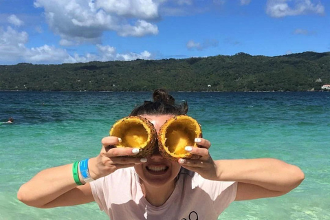 Miches: Media Luna, Snorkeling & Bacardi Island