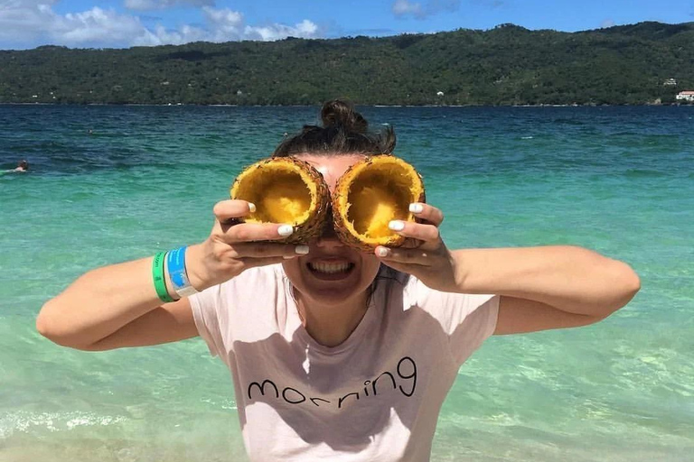 Miches: Media Luna, Snorkeling & Bacardi Island