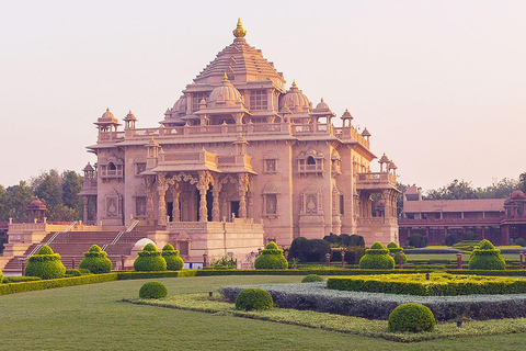 Delhi: Akshardham Temple Tour – Magical Light & Water Show Akshardham Temple with Exhibition, Light and Water Show