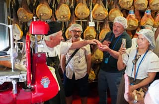 Von Bologna: Parmesan- und Schinkentour mit dem Zug in der 1. Klasse