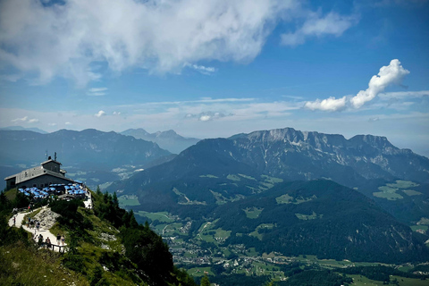 From Munich by minivan: Hiking tour to Eagle's Nest