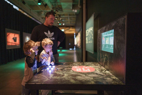 Montreal: Science Centre Entry Ticket
