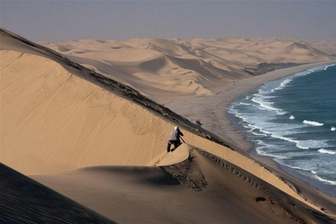 Walvis Bay: Sandwich Harbour Half-Day 4x4 Tour