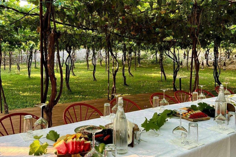 Roshnik: Wine Tasting Experience at the Agrotourism Winery