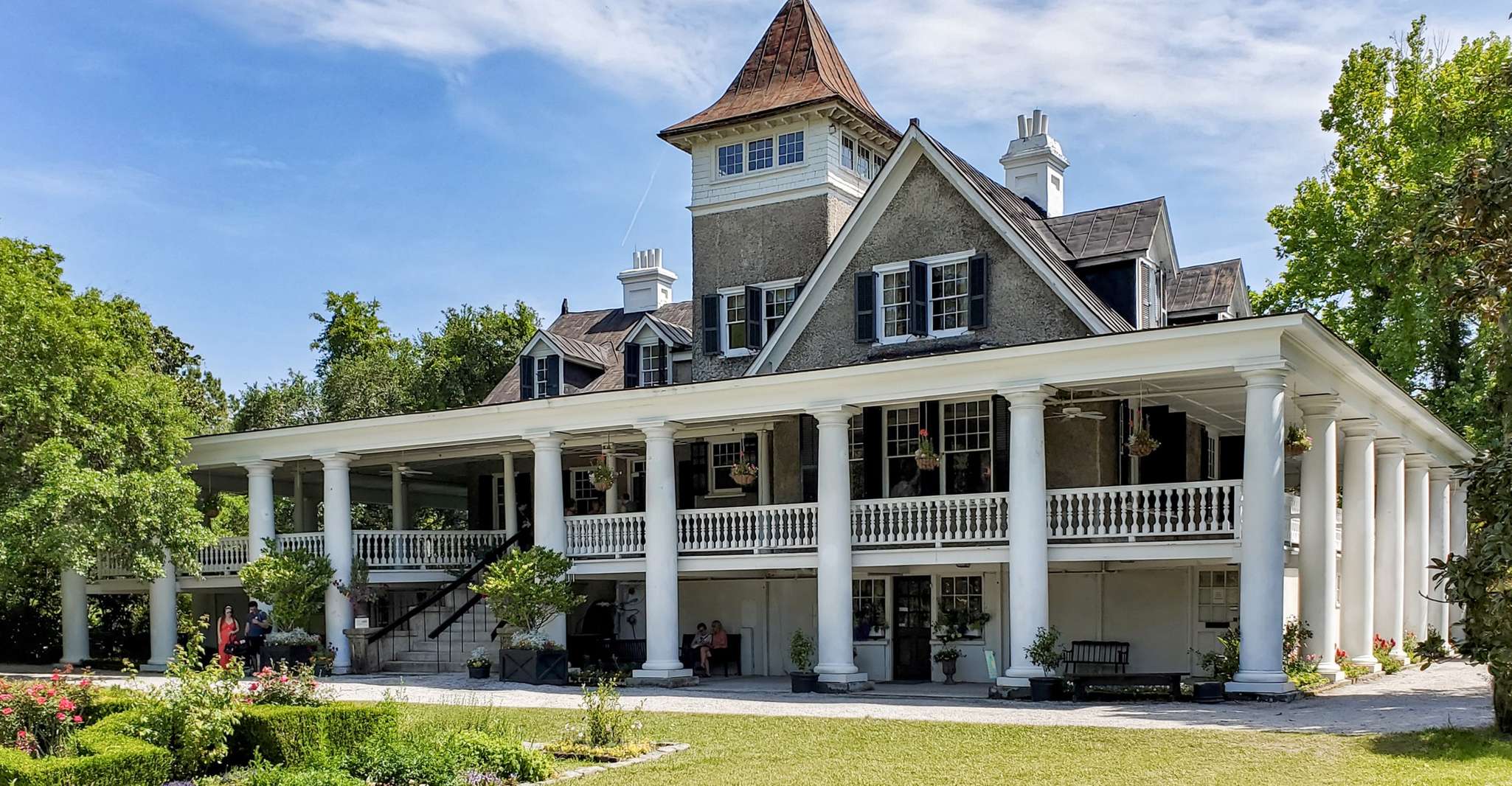 Charleston, Magnolia Plantation Entry & Tour with Transport - Housity