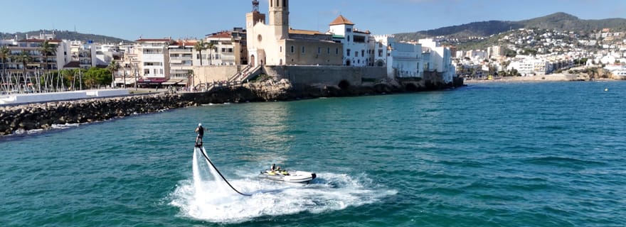Expérience de Flyboard à Sitges : Adrénaline sur l'eau
