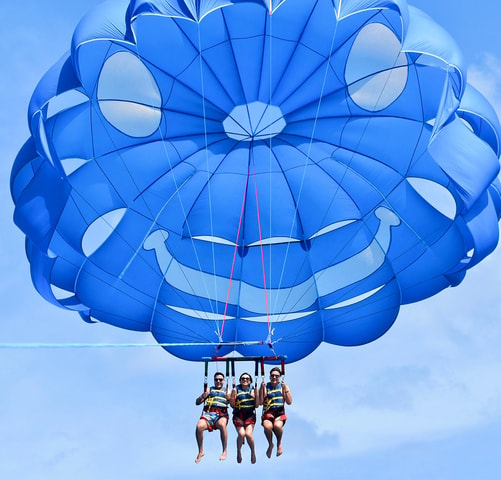 Oahu: Waikiki Parasailing