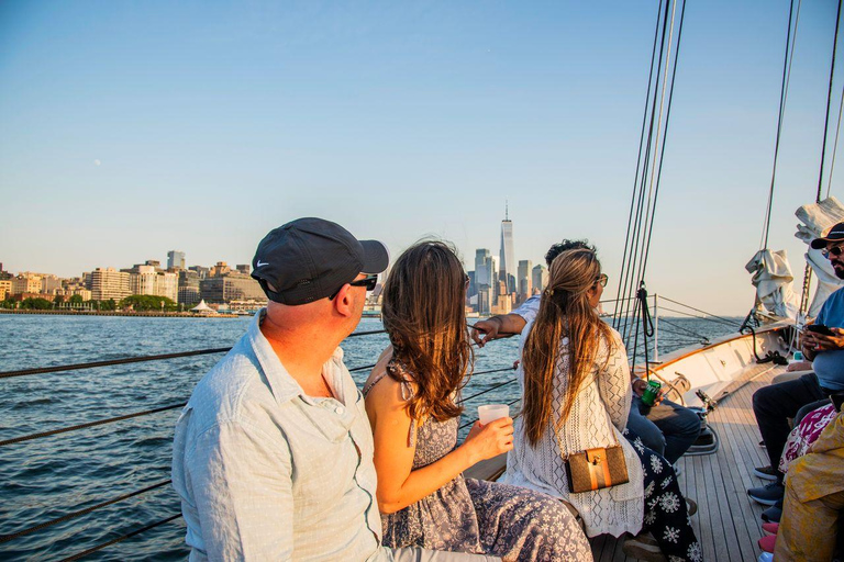 NYC: Statue of Liberty Cruise aboard a Classic Sailboat Peak Option