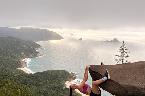Pedra do Telégrafo: Guided Experience and Rio's Most Famous Photo Pedra do Telégrafo: Guided Experience and the Most Famous Photo of Rio