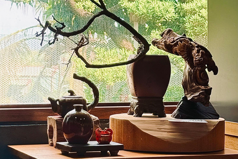 Kaohsiung：Mindful Day Journey–Temple, Art Café & Old Street