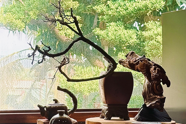 Kaohsiung：Mindful Day Journey–Temple, Art Café & Old Street