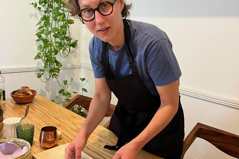 Mexico City: Salsa and Tortilla-Making Class with Drinks Rooftop artist's studio class