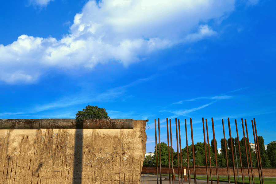 Berlin: Geschichte des Kalten Krieges und der Berliner Mauer Geführter Rundgang. Foto: GetYourGuide Berlin: Geschichte des Kalten Krieges und der Berliner Mauer Geführter Rundgang. Foto: GetYourGuide