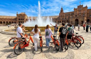 Sevilla: Führung per E-Bike und Fahrradtour mit ortskundigem Guide