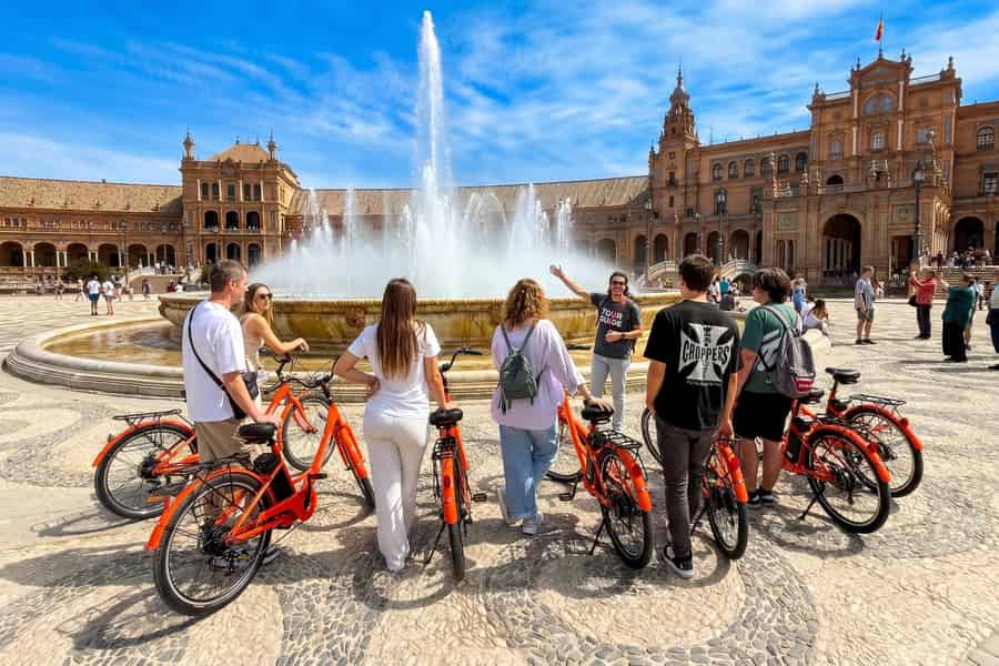 Sevilla: Führung per E-Bike und Fahrradtour mit ortskundigem Guide. Foto: GetYourGuide