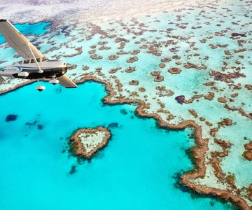 Airlie Beach: Whitsunday Islands & Heart Reef Scenic Flight