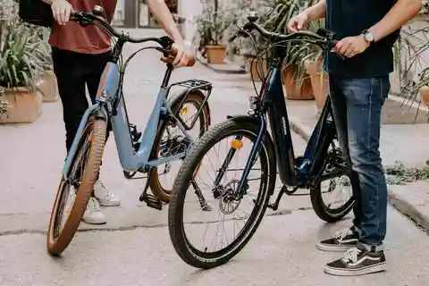 Onebike: Wypożyczalnia rowerów elektrycznych w sercu Paryża