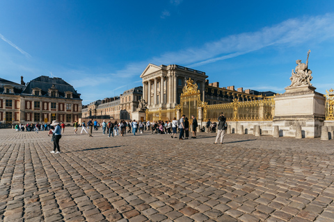 Desde París: Visita sin colas a Versalles y acceso a los jardinesTour en grupo en inglés con tour guiado de los jardines