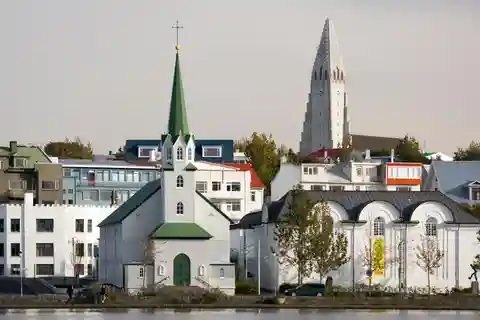 Reykjavik: Passeggiata express con un locale in 60 minuti