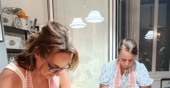 Bari: Home Cooking Class- Make Cavatelli & Capunti with Wine