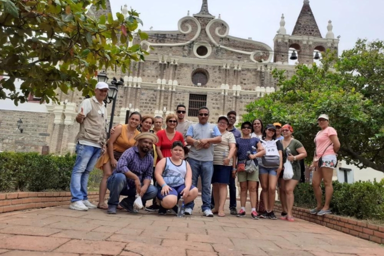 Desde Medellín:Tour a caballo+Visita Santa Fe de Antioquia Desde Medellin: Paseo a caballo+Visita Santa Fe de Antioquia