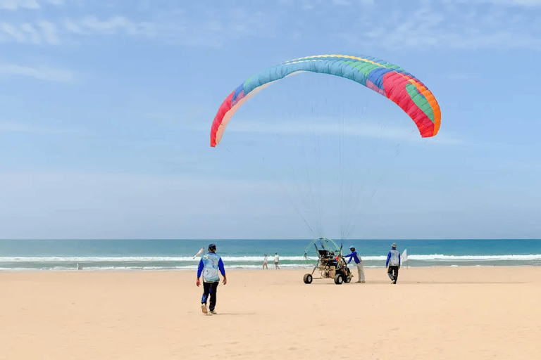 Bentota: paramotoring z pilotem i safari po rzeceOdbiór z Kolombo i Negombo