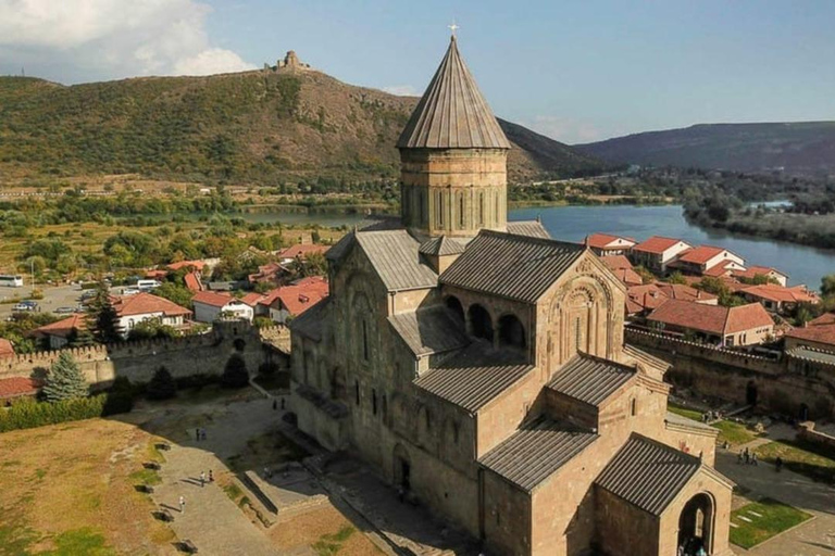 Från Tbilisi: Mtskheta + Gori + Uplistsikhe Tour