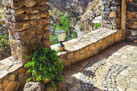 Muscat: Private Jabal Akhdar 'Green Mountain' Full-Day Tour