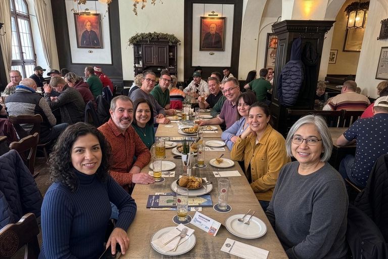 Munich: Bavarian Food Tour with a Local Guide Munich: Private Bavarian Food Tour with a Local Guide