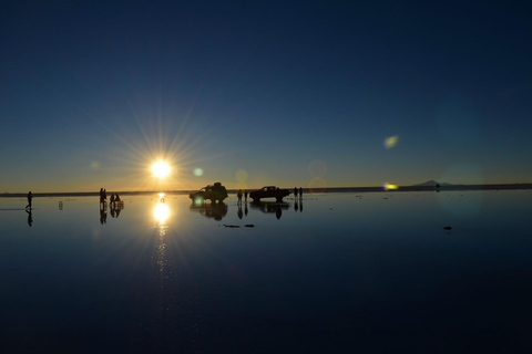 Uyuni zoutvlakten + zonsondergang en sterrennacht | Privé |