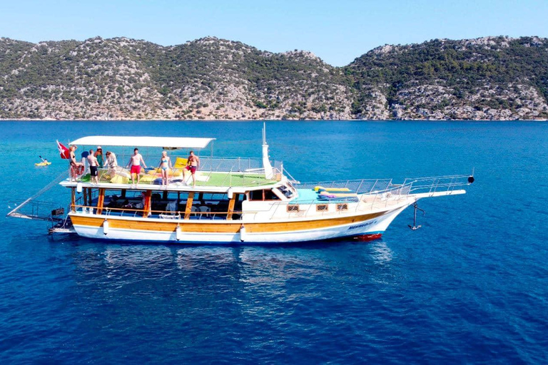 Kaş: Kekova Boat Tour with Simena Village & Lunch