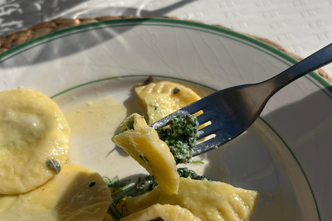 Sorrento: Cooking with a Local Chef & Wine Pairing by the Sea