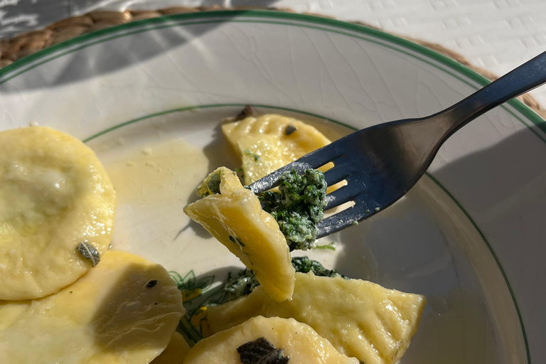 Sorrento: Cooking with a Local Chef & Wine Pairing by the Sea