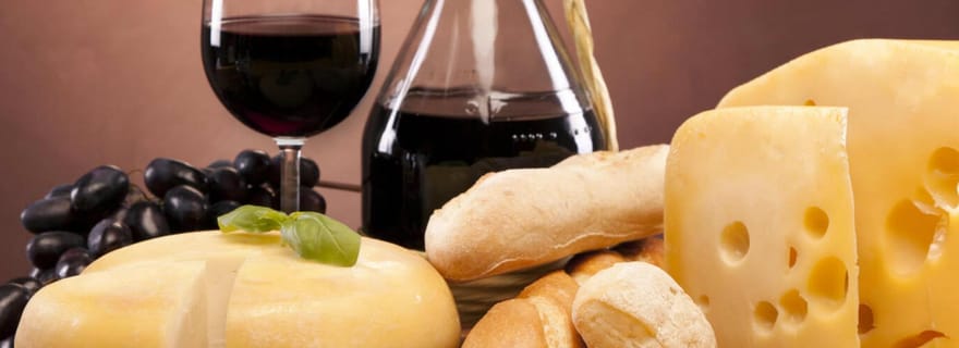 Dijon: Expérience de dégustation Vins, fromages et trésors de Bourgogne