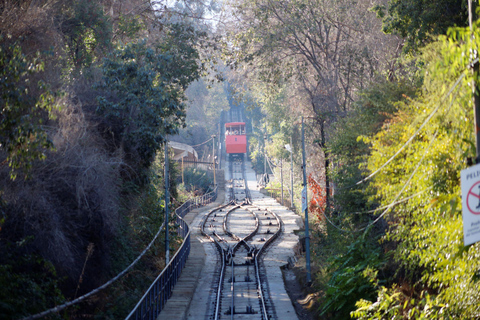 Visite citadine de Santiago en bus à arrêts multiples + transfert aéroport
