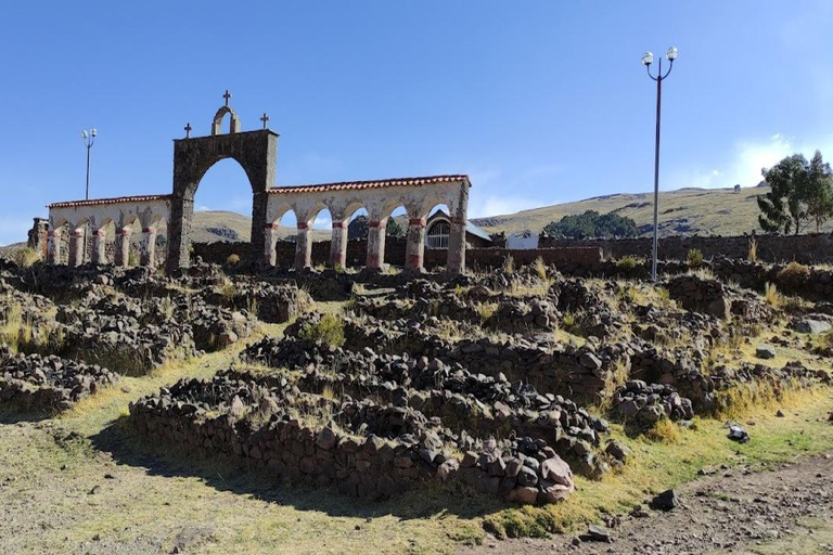 Puno: Full Day Aymara Route + Little Rome America + Spanish/English Tour Guide