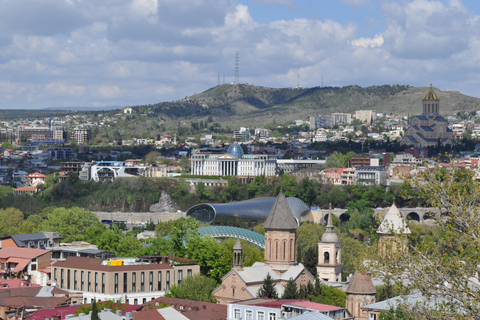 第比利斯犹太区漫步之旅：探访犹太会堂第比利斯：犹太区漫步之旅，探访犹太会堂